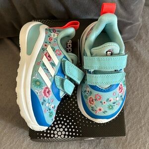 Toddlers Snow White Adidas FortaRun Size 5